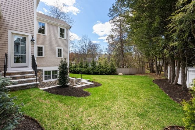 6 Revolutionary, Lexington, MA 02421