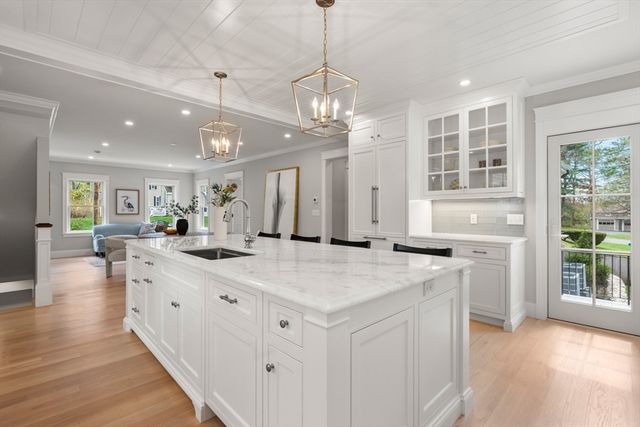 6 Revolutionary, Lexington, MA 02421