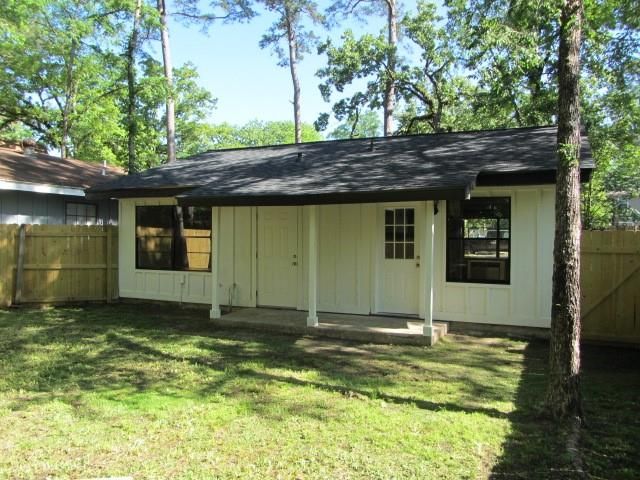 28637 Netawaka, Huntsville, TX 77320
