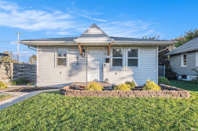 2416 Milburn Boulevard, Mishawaka, IN 46544