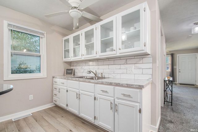 2416 Milburn Boulevard, Mishawaka, IN 46544