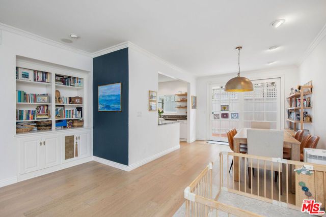 1802 California Avenue, Santa Monica, CA 90403