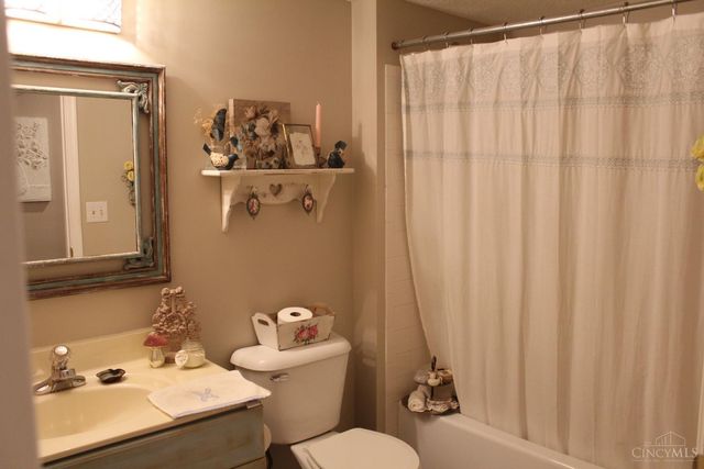 146 High Ridge Court, Fairfield, OH 45014