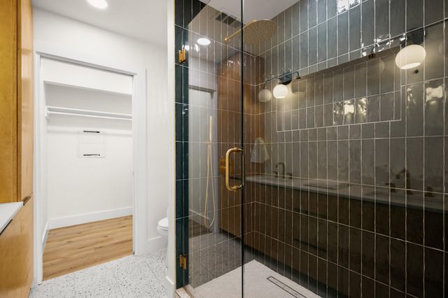 207 White Oak DR, Austin, TX 78753