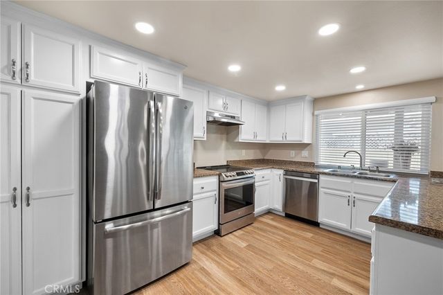 17824 Hoffman, Cerritos, CA 90703