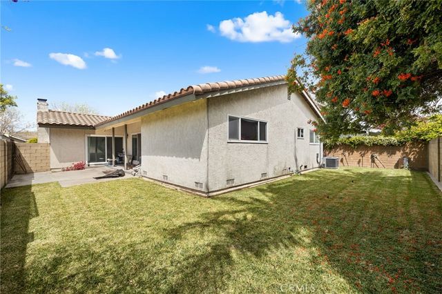 17824 Hoffman, Cerritos, CA 90703