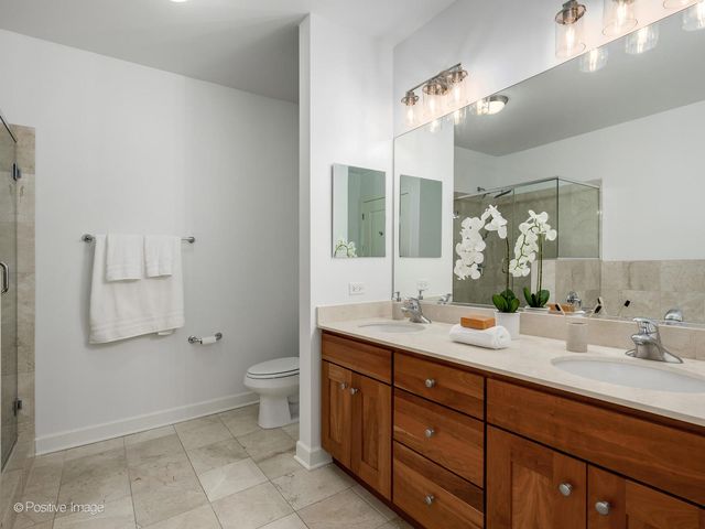 225 N Columbus Drive 6301, Chicago, IL 60601