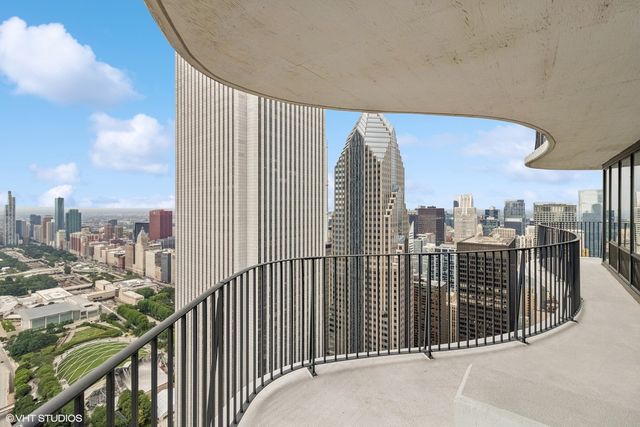 225 N Columbus Drive 6301, Chicago, IL 60601