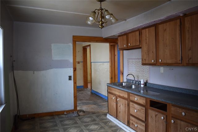 5441 Baldwin Street, Cicero, NY 13029