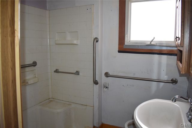 5441 Baldwin Street, Cicero, NY 13029