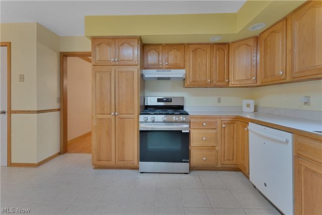 264 W Main Street, Canfield, OH 44406