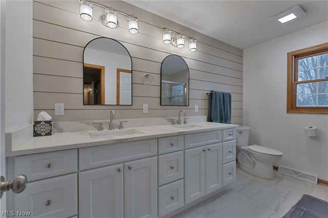 264 W Main Street, Canfield, OH 44406