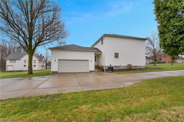 264 W Main Street, Canfield, OH 44406