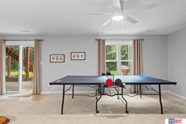 5218 Bison Drive, Lincoln, NE 68516