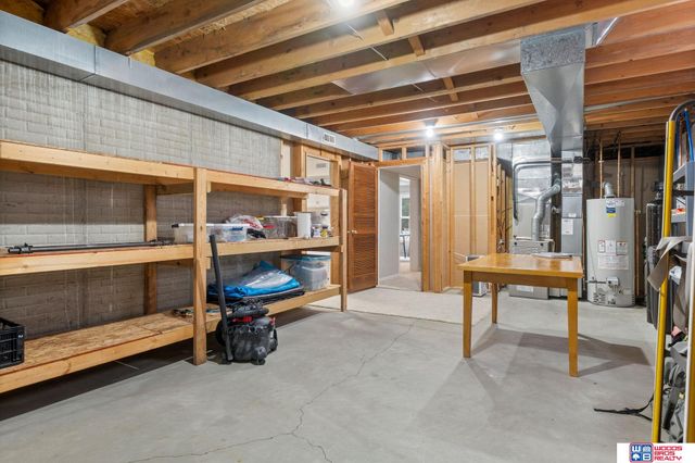 5218 Bison Drive, Lincoln, NE 68516