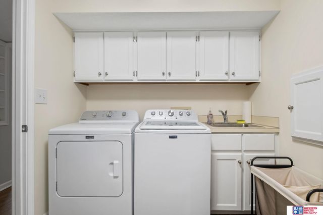 5218 Bison Drive, Lincoln, NE 68516
