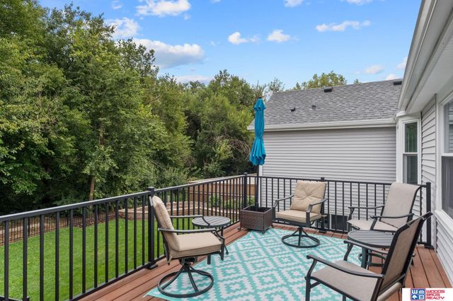5218 Bison Drive, Lincoln, NE 68516