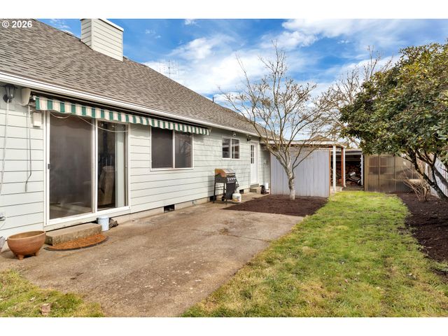 1420 Ne HOFFMAN Dr, Mc Minnville, OR 97128