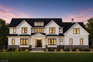 31 N Westgate Rd, Livingston Twp., NJ 07039