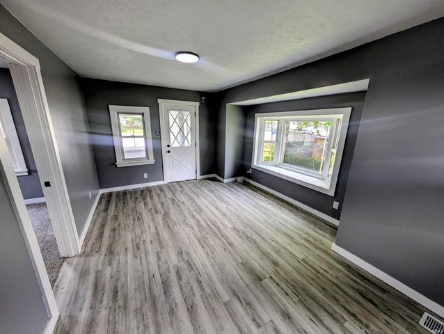 1014 Union Street, Mishawaka, IN 46544
