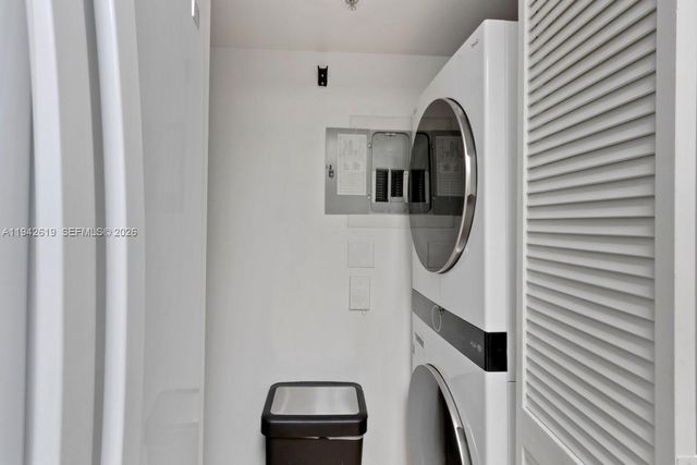 90 Alton Rd 807, Miami Beach, FL 33139