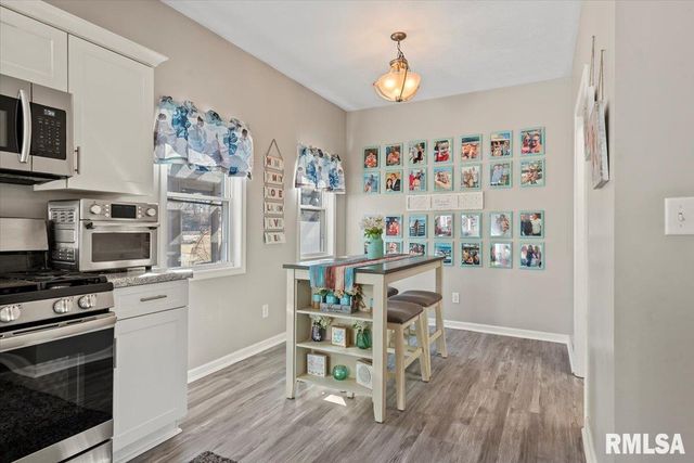 4084 S PRIMROSE Lane, Riverton, IL 62561