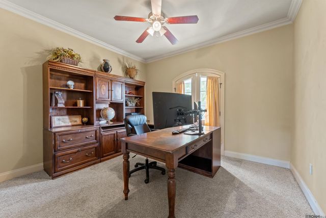 6951 Lakeland Dr, Zachary, LA 70791