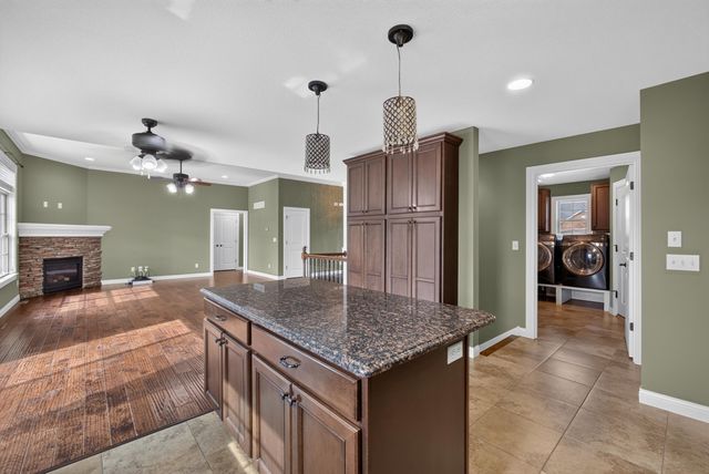 2010 SURREY CT, Columbia, MO 65203
