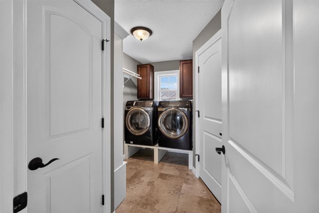 2010 SURREY CT, Columbia, MO 65203