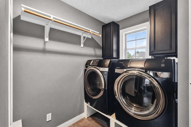 2010 SURREY CT, Columbia, MO 65203