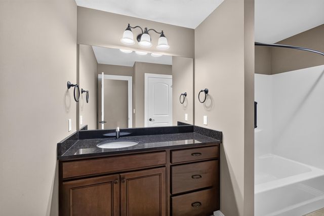 2010 SURREY CT, Columbia, MO 65203