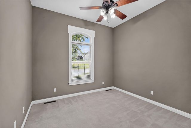 2010 SURREY CT, Columbia, MO 65203