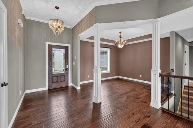 2010 SURREY CT, Columbia, MO 65203