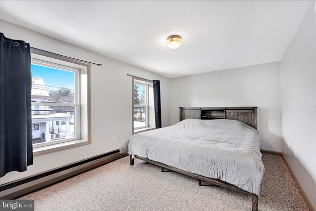 137 E HIGH ST, Womelsdorf, PA 19567