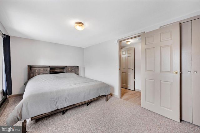 137 E HIGH ST, Womelsdorf, PA 19567