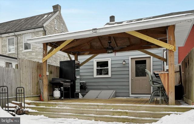 137 E HIGH ST, Womelsdorf, PA 19567