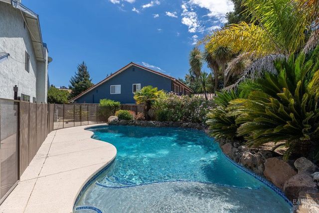 813 Campas Ct, Benicia, CA 94510