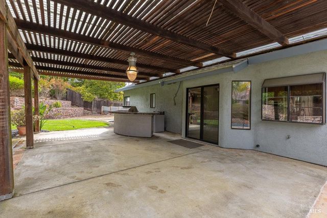 813 Campas Ct, Benicia, CA 94510