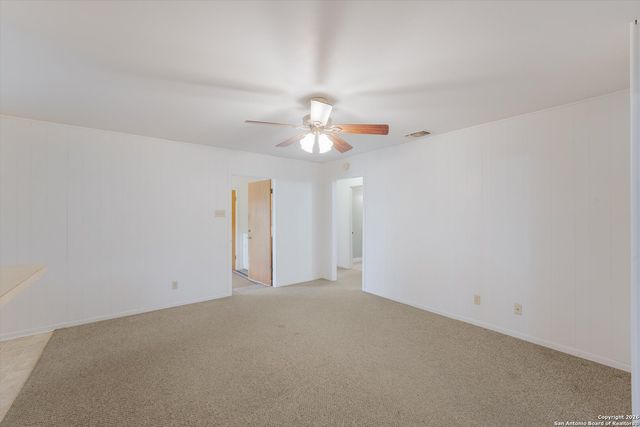 795 Renee St, Seguin, TX 78155