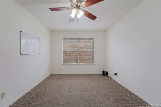 795 Renee St, Seguin, TX 78155