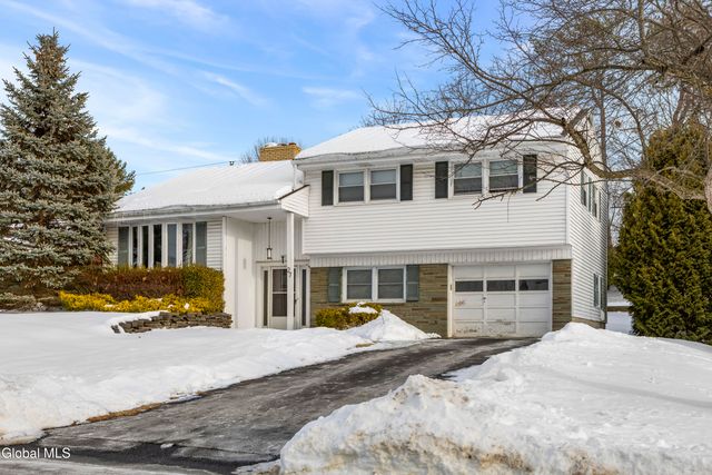 27 Davis Avenue, Albany, NY 12203