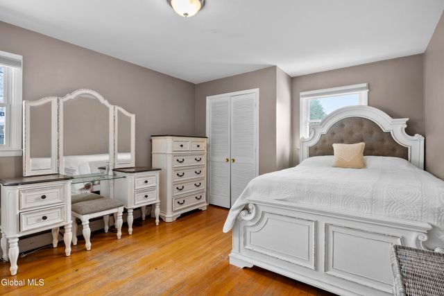 27 Davis Avenue, Albany, NY 12203