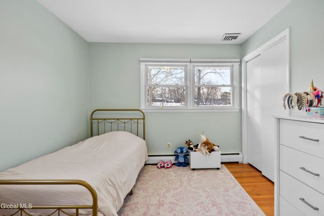 27 Davis Avenue, Albany, NY 12203