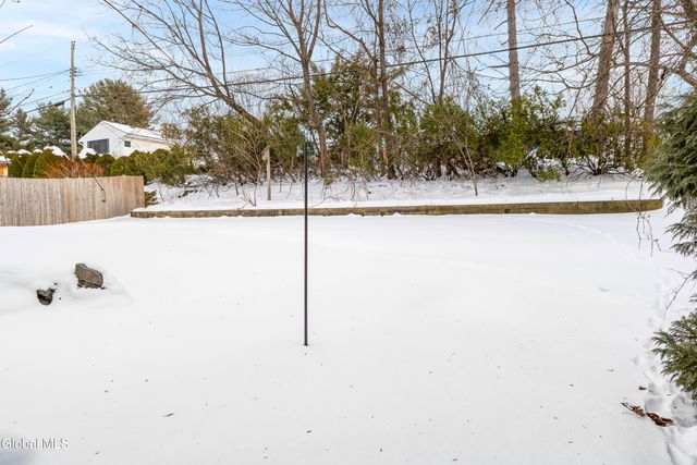 27 Davis Avenue, Albany, NY 12203