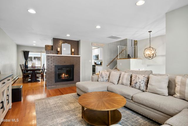 27 Davis Avenue, Albany, NY 12203