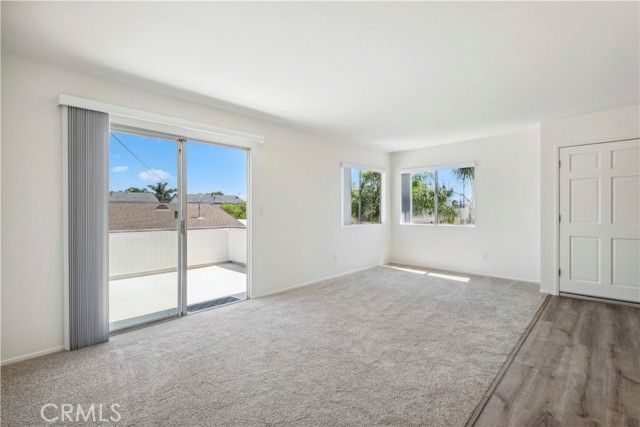 375 Woodland Pl C, Costa Mesa, CA 92627