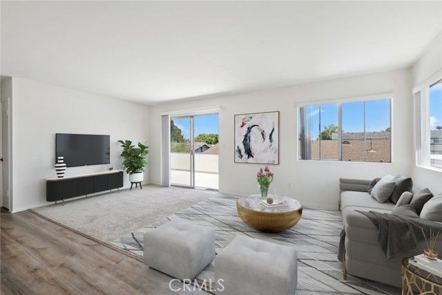 375 Woodland Pl C, Costa Mesa, CA 92627