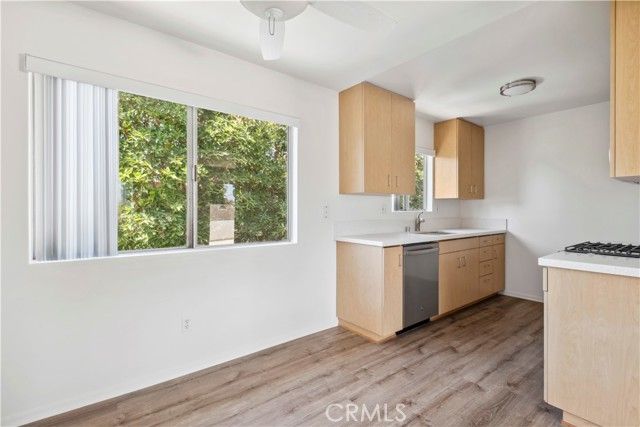 375 Woodland Pl C, Costa Mesa, CA 92627