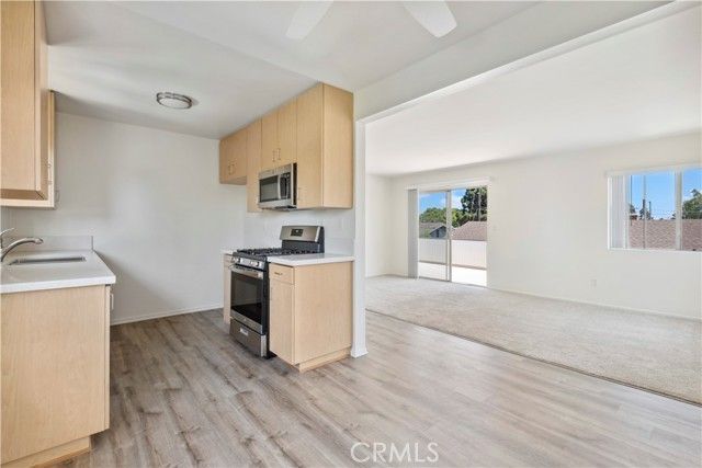 375 Woodland Pl C, Costa Mesa, CA 92627