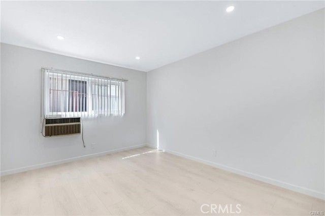 580 W Stocker Street 6, Glendale, CA 91202